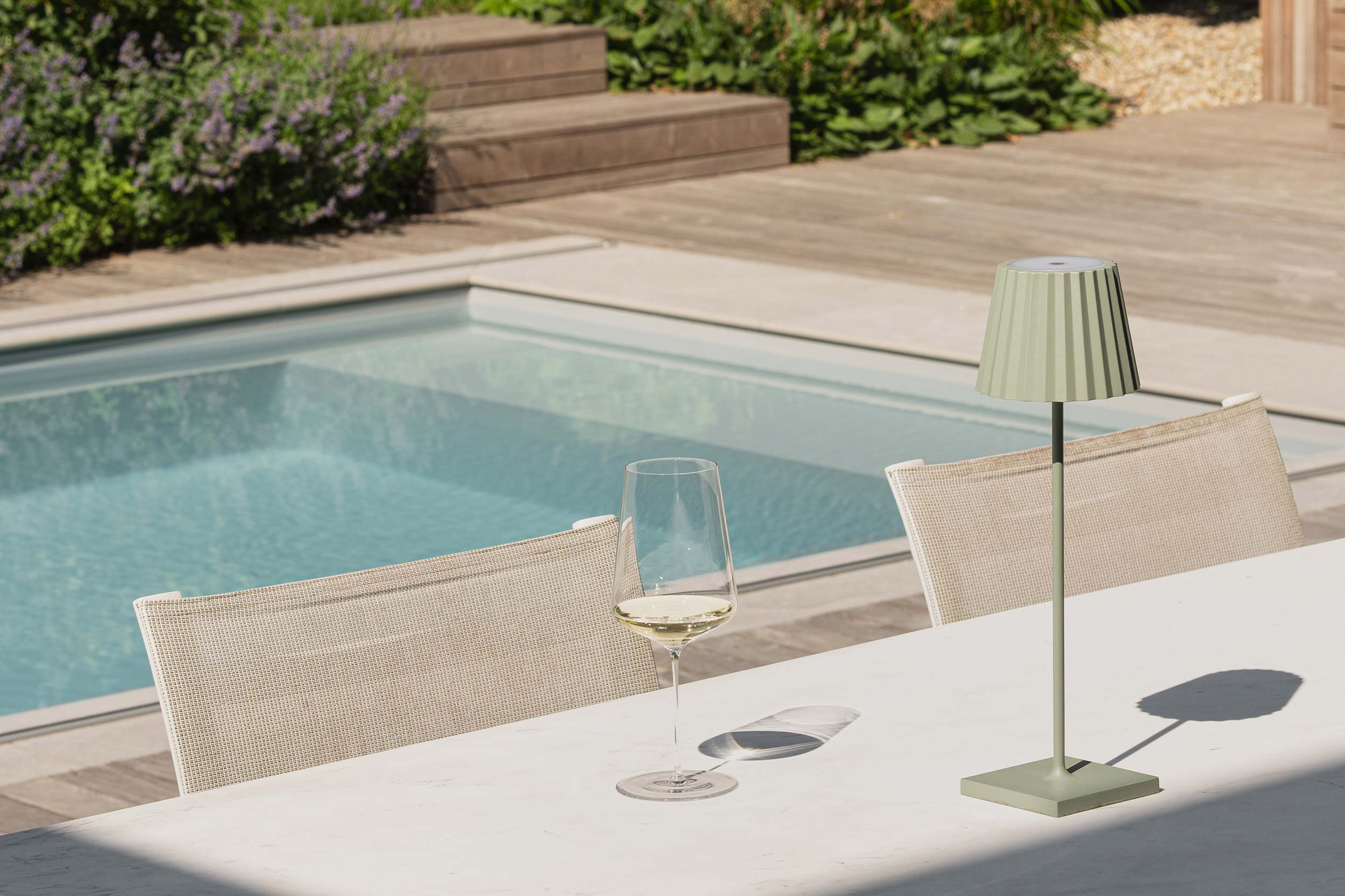 068_05_Sitzplatz-Topf